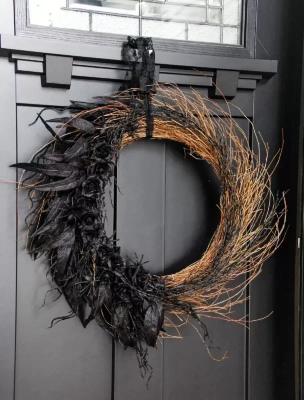 DIY Halloween Wreaths halloween activities