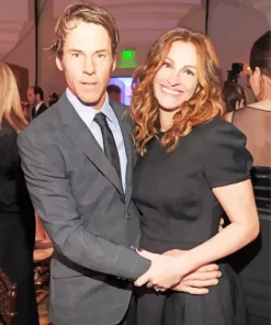 Julia Roberts And Her Husband Paint by Number