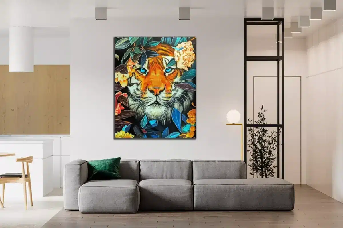 Tiger and flowers easel decor